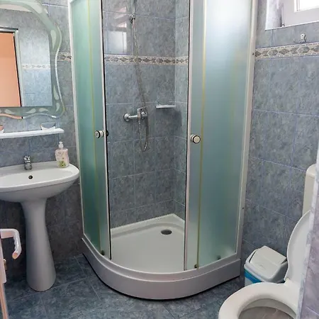 Casa Pelicanul * Costinesti