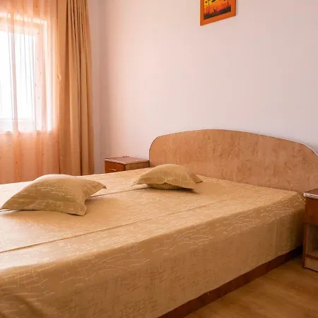 Casa Pelicanul * Costinesti