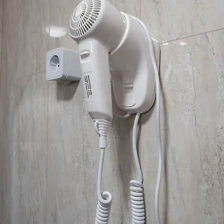 Casa Pelicanul * コスティネシュティ