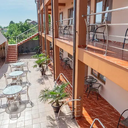 Casa Pelicanul